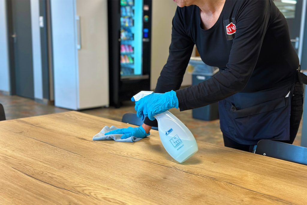 medewerker_huishoudelijke_dienst